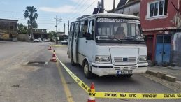 2 Yaşındaki &Ccedil;ocuk, Babasının Kullandığı Minib&uuml;s&uuml;n &Ccedil;arpması Sonucu Hayatını Kaybetti