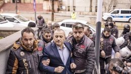 4 Ayrı Su&ccedil;tan Tutuklandı&hellip; Eski Vali Cezaevinde