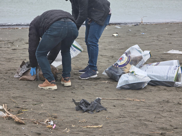 Uyuşturucu madde bulunan çuval