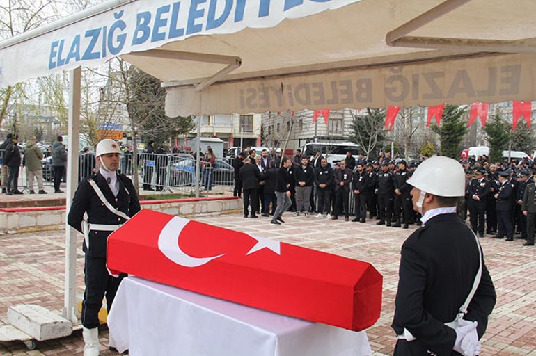 Şehit Polis Memuru Seçkin Yalçın'ın cenaze töreni