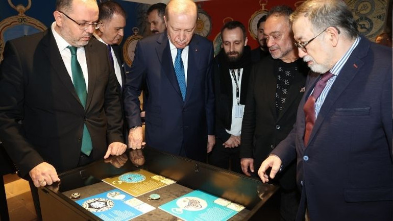 Cumhurbaşkanı Erdoğan, Muhteşem Cep Saatleri Koleksiyonu'nu Ziyaret Etti