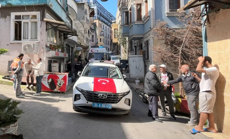 Beyoğlu yangın görüntüsü