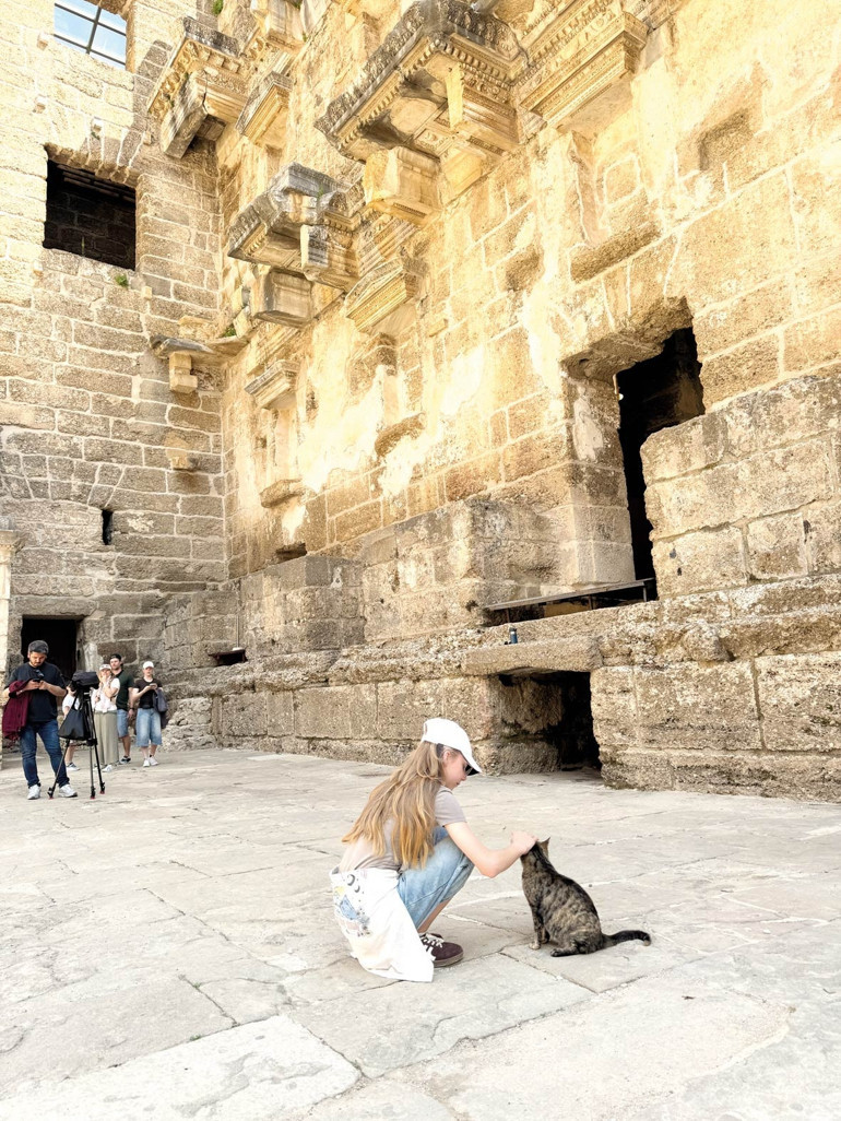 Güreşçi Kabartmaları