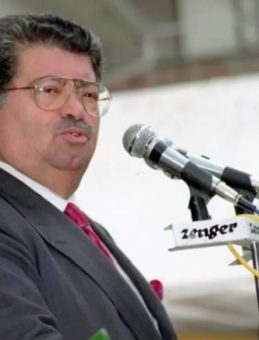 8. Cumhurbaşkanı Turgut &Ouml;zal Vefatının 33. Yılında Kabri Başında Dualarla Anıldı