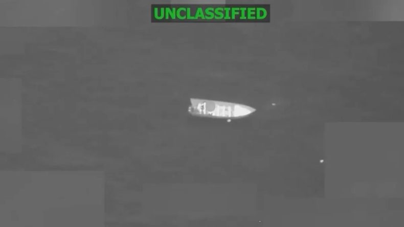 ABD’den uyuşturucu taşıyan bir tekneye daha saldırı: 4 ölü