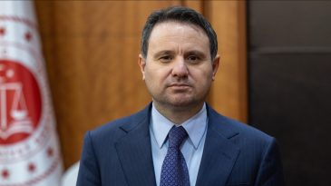 Adalet Bakanı Akın G&uuml;rlek&rsquo;ten 5 Nisan Avukatlar G&uuml;n&uuml; mesajı