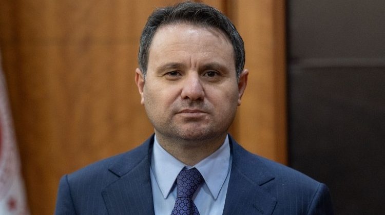 Adalet Bakanı G&uuml;rlek: Hukuk okuryazarlığına ilişkin eylem planı &uuml;zerinde &ccedil;alışıyoruz