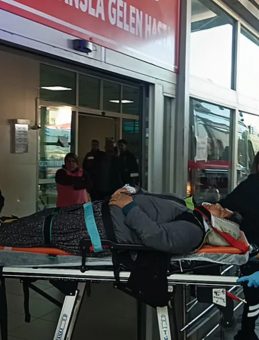 Adana'da Feci Kaza! Tarım İş&ccedil;ilerini Taşıyan Minib&uuml;s Devrildi: &Ccedil;ok Sayıda Yaralı Var