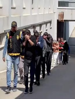 Adana'da Masaj Salonlarına Fuhuş Operasyonu: 9 Tutuklama