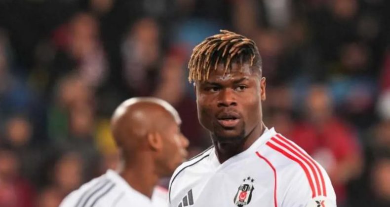 Agbadou formasını geri alacak!