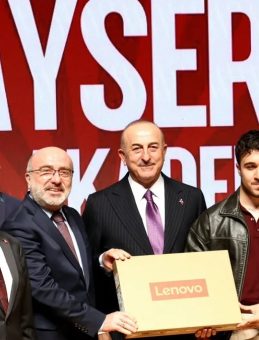 AK Parti Antalya Milletvekili Mevlüt Çavuşoğlu: Türkiye güçlü bir ortak