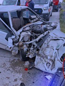 Aksaray'da Feci Kaza: 2 Otomobil &Ccedil;arpıştı! 4 Yaralı