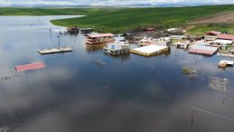 Ambar Barajı&rsquo;nın kapakları a&ccedil;ıldı, boşaltılan 10 ev su altında kaldı