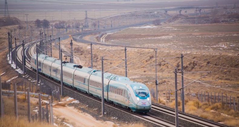 Ankara-Sivas YHT Hattı 3 yaşında!