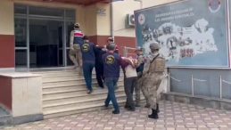 Anne ile oğlu &ouml;l&uuml; bulundu! Valilikten a&ccedil;ıklama: 2 ş&uuml;pheli tutuklandı