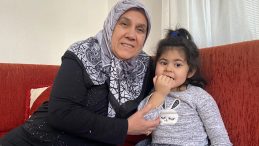 Annesi Koronavir&uuml;sten &Ouml;len K&uuml;&ccedil;&uuml;k Kızın Yeni Ailesi Oldular