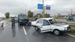 Antalya'da Akılalmaz Kaza Kamerada: Otomobilden B&ouml;yle U&ccedil;tu!