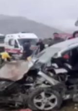Antalya'da Kaza: TIR ve Otomobil &Ccedil;arpıştı! 2 Yaralı