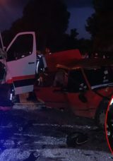 Antalya'da Tur Minib&uuml;s&uuml; ile Otomobil &Ccedil;arpıştı: 4 Yaralı