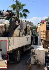 Antalya&rsquo;da o eve &uuml;&ccedil;&uuml;nc&uuml; m&uuml;dahale! &Ccedil;&ouml;pleri belediye boşaltıyor, o dolduruyor: 16 kamyon atık &ccedil;ıkmıştı&hellip;