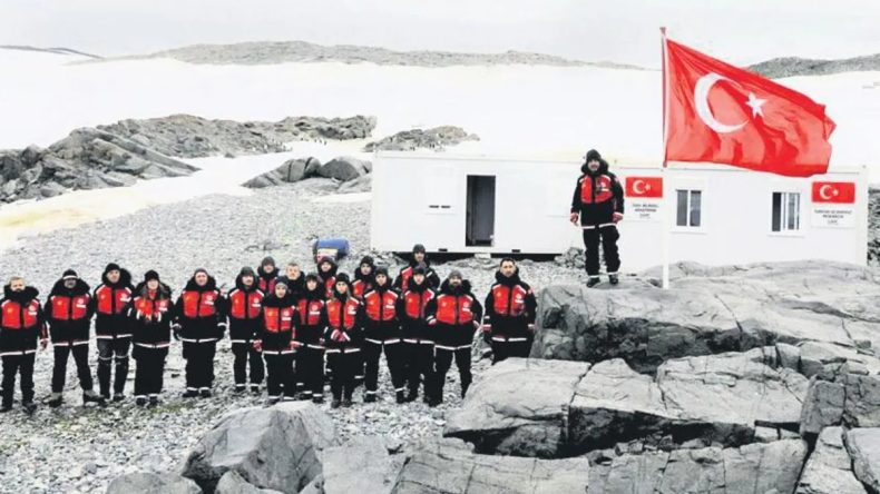 Antarktika’da Türk bilim üssü kurulacak
