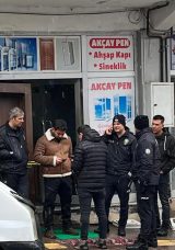 Ardahan&rsquo;da korkun&ccedil; olay! Tartışma saldırıya d&ouml;n&uuml;şt&uuml;: Kuzenini bı&ccedil;aklayarak katletti!