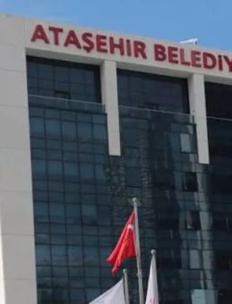 Ataşehir Belediye Başkanı Onursal Adıg&uuml;zel tutuklandı: 30 Nisan'da yerine vekil se&ccedil;ilecek
