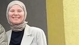Ayşeg&uuml;l &Ouml;ğretmenin Sır &Ouml;l&uuml;m&uuml;