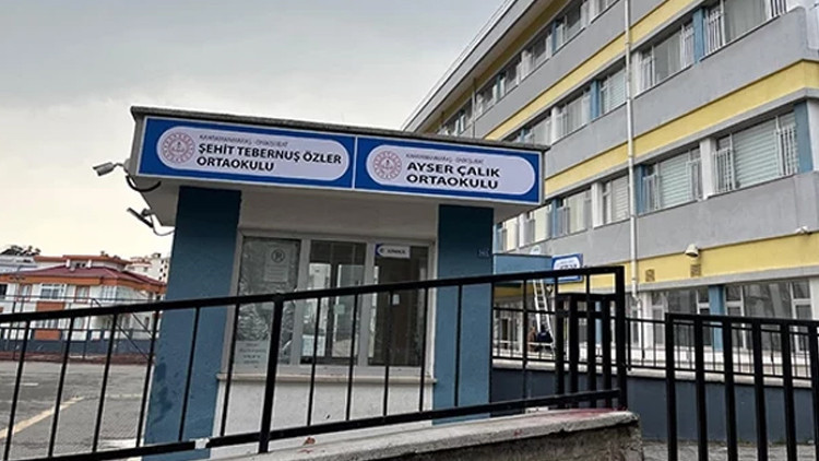 Ayser &Ccedil;alık Ortaokulu eğitime yeniden başladı