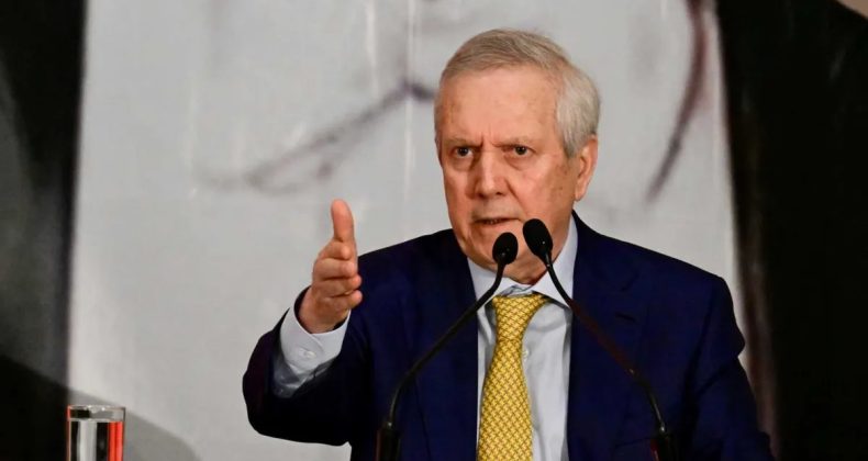 Aziz Yıldırım, Fenerbah&ccedil;e Y&uuml;ksek Divan Kurulu Toplantısı'nda!