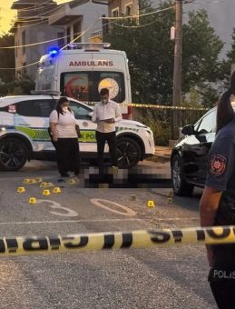 Baba-oğlu sokak ortasında katletti: Yaşlı adamdan pes dedirten savunma! 'Para i&ccedil;in değil&hellip;'