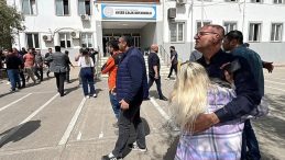 Babasının Silahıyla Katliam Yaptı