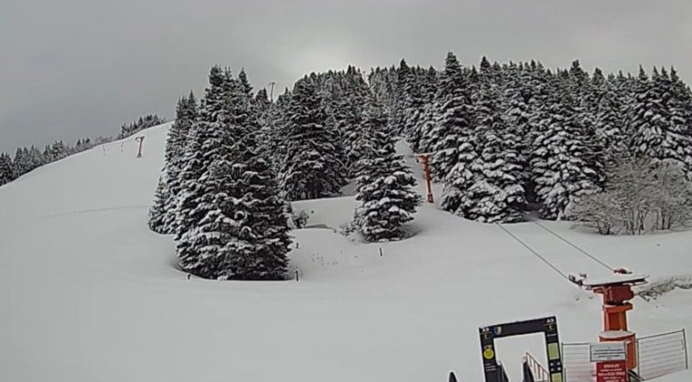 Bahar ayında Uludağ'da kış: Kar kalınlığı 1 metreyi buldu