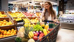 Bah&ccedil;ede 30 TL, Markette 225 TL! Zincir Marketlerdeki Fahiş Fiyatlar Ortaya &Ccedil;ıktı