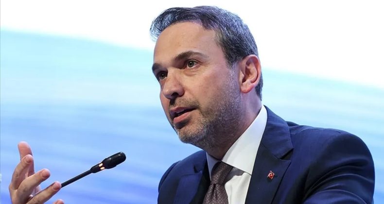 Bakan Bayraktar'dan heyecanlandıran Libya mesajı: Enteresan şeyler duyacaksınız