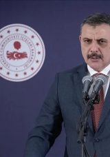 Bakan &Ccedil;ift&ccedil;i kitap fuarının a&ccedil;ılışında konuştu: Okumak yalnızca k&uuml;lt&uuml;rel değil manevi bir sorumluluk