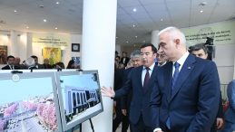 Bakan Ersoy&rsquo;dan Dijital &Ccedil;ağ Uyarısı: G&ouml;n&uuml;ll&uuml; K&uuml;lt&uuml;rel Yozlaşma