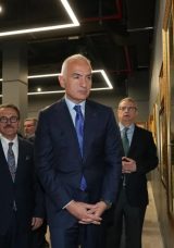Bakan Ersoy&rsquo;dan Geleneksel Sanatlara G&uuml;&ccedil;l&uuml; Destek Mesajı