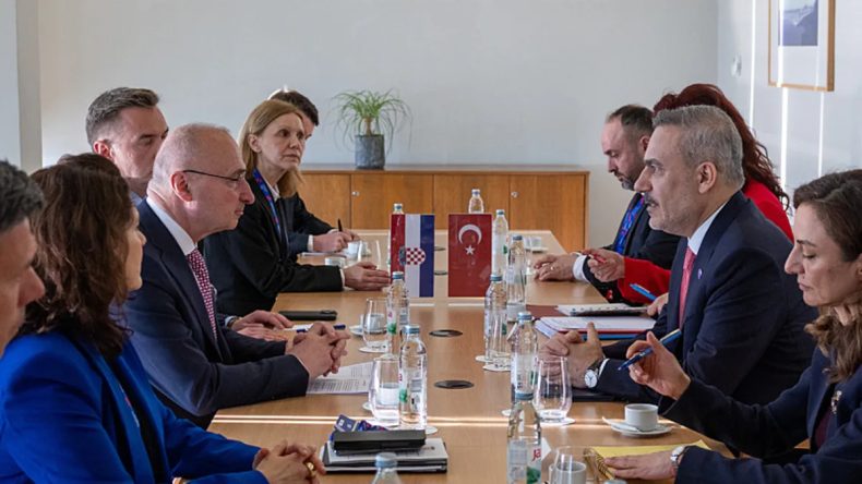 Bakan Fidan, Hırvatistan Dış ve Avrupa İşleri Bakanı Radman ile g&ouml;r&uuml;şt&uuml;