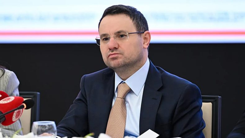 Bakan G&uuml;rlek A Haber&rsquo;e konuştu: Su&ccedil;a s&uuml;r&uuml;klenen &ccedil;ocukların cezası artırılacak