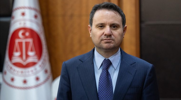 Bakan G&uuml;rlek'ten tutuklu ve h&uuml;k&uuml;ml&uuml; a&ccedil;ıklaması: 24 milyon yayın kullanıma sunuluyor