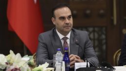 Bakan Kacır a&ccedil;ıkladı: Yabancılar uzaktan şirket kurabilecek