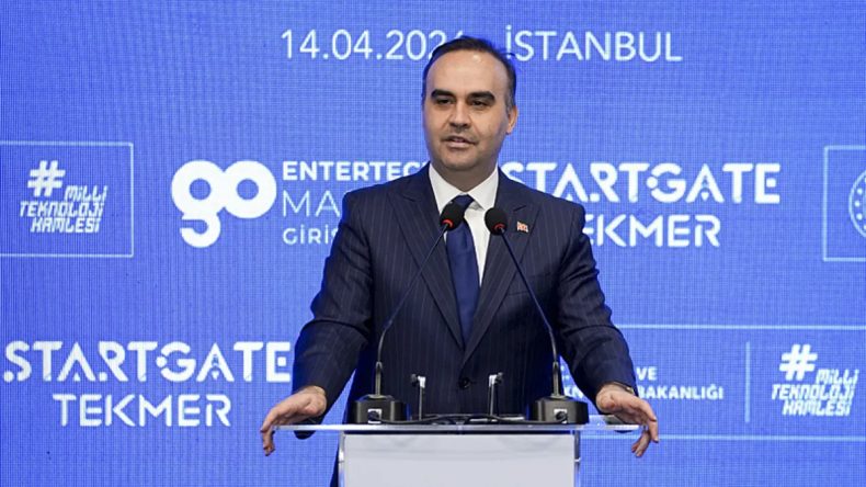 Bakan Kacır: D&uuml;nyanın en b&uuml;y&uuml;k girişimcilik merkezini İstanbul&rsquo;da kuruyoruz
