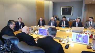 Bakan Kacır, T&uuml;rkiye Bankalar Birliği Y&ouml;netim Kurulu Toplantısı'na katıldı