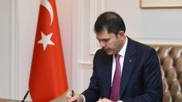Bakan Kurum Paris'te Enerji D&ouml;n&uuml;ş&uuml;m&uuml; Zirvesi'ne katılacak