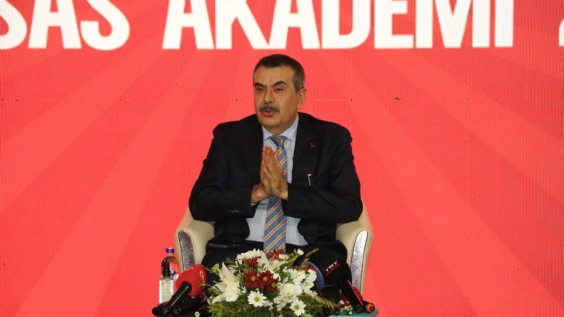 Bakan Tekin: OECD ortalamalarının &uuml;zerindeyiz