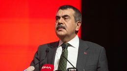 Bakan Tekin'den Şanlıurfa'daki 'okul saldırısı' ile ilgili a&ccedil;ıklama: Soruşturma s&uuml;re&ccedil;lerini devam ettiriyoruz