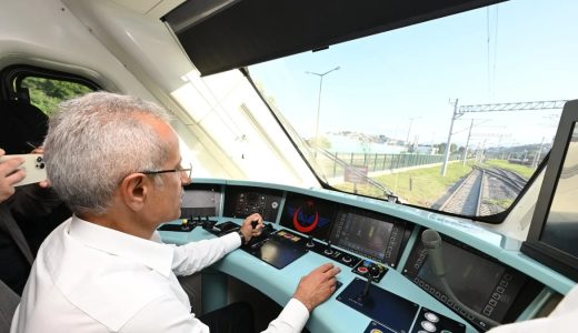 Bakan Uraloğlu a&ccedil;ıkladı: 8 yılda Başkentray ile 140.3 milyon yolcu taşıdık