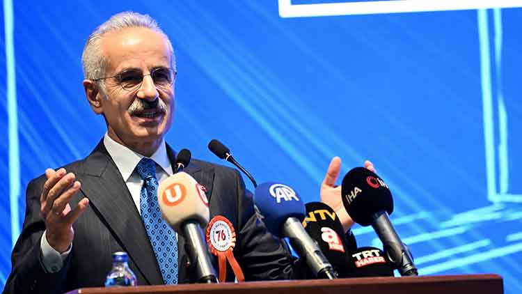 Bakan Uraloğlu'ndan Trabzon'a yeni yapılacak havalimanına ilişkin açıklama