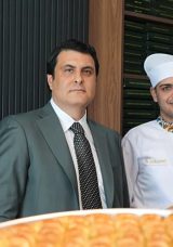 Baklavanın geliri şehit ailelerine, kafe geliri SMA hastalarına